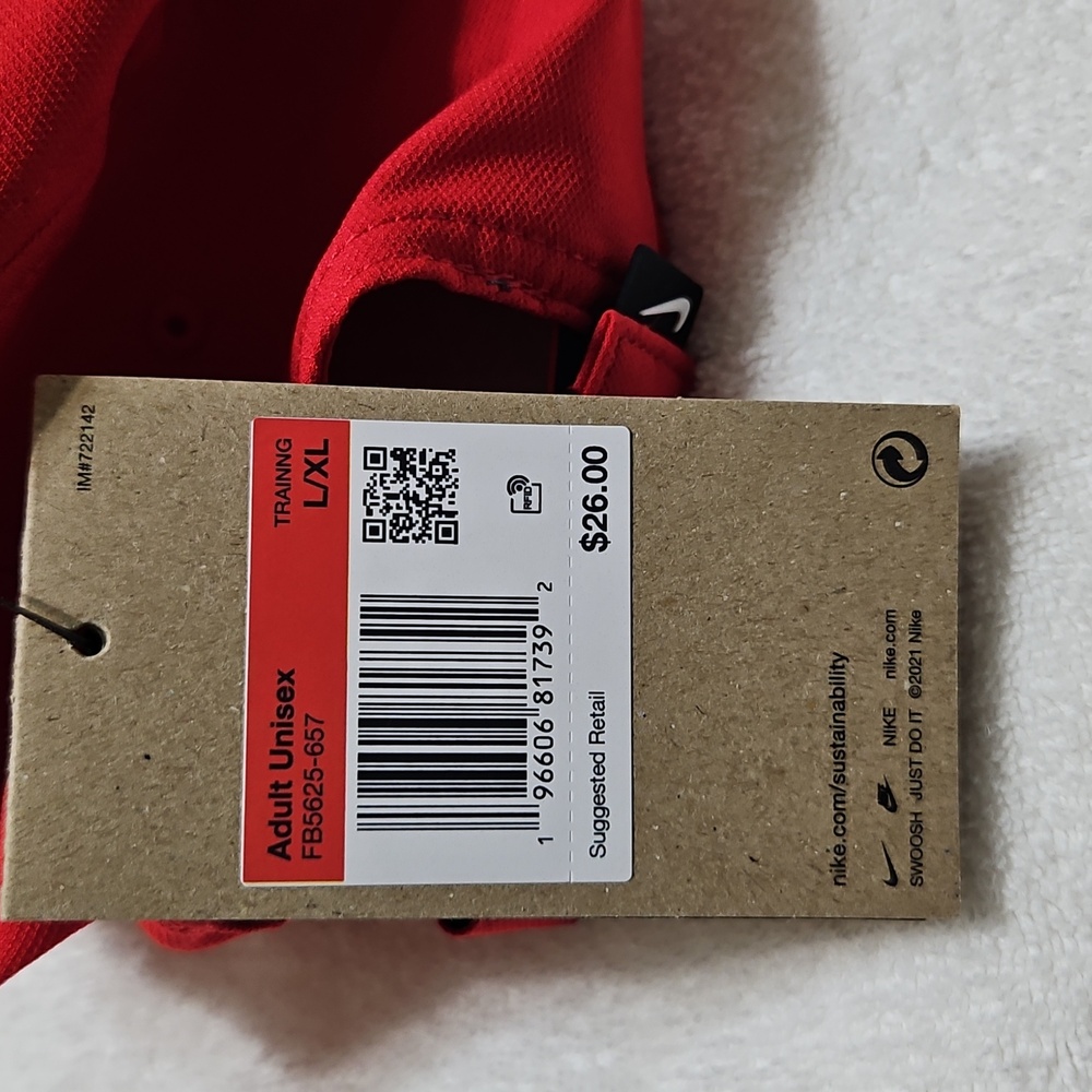 Nike Red Club Cap - Picture 2 of 5